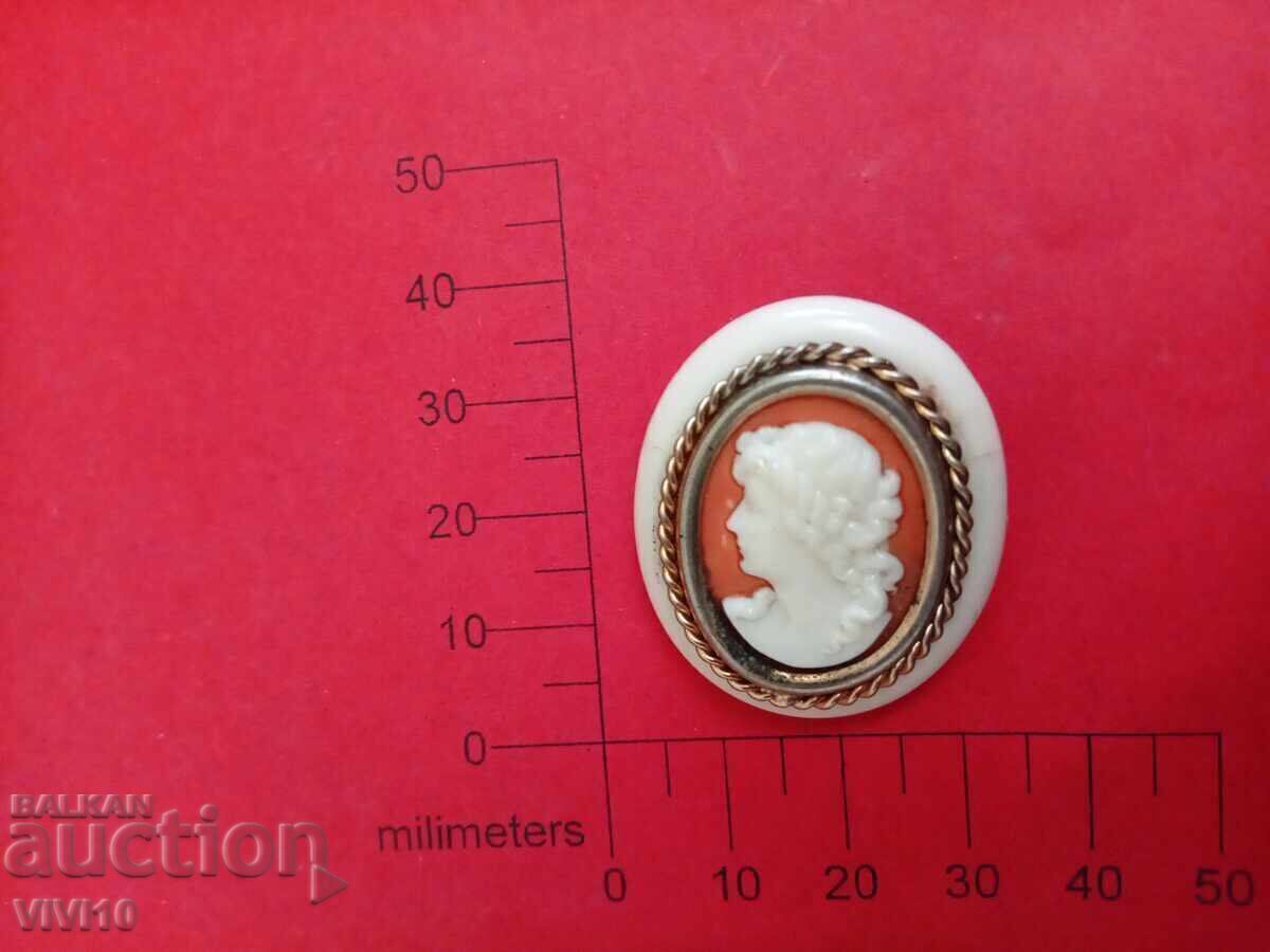 Antique Bakelite Brooch