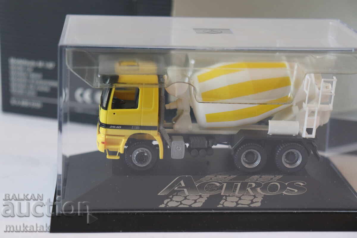HERPA H0 1/87 MERCEDES BENZ  БЕТОНОВОЗ  КАМИОН   МОДЕЛ  ТИР