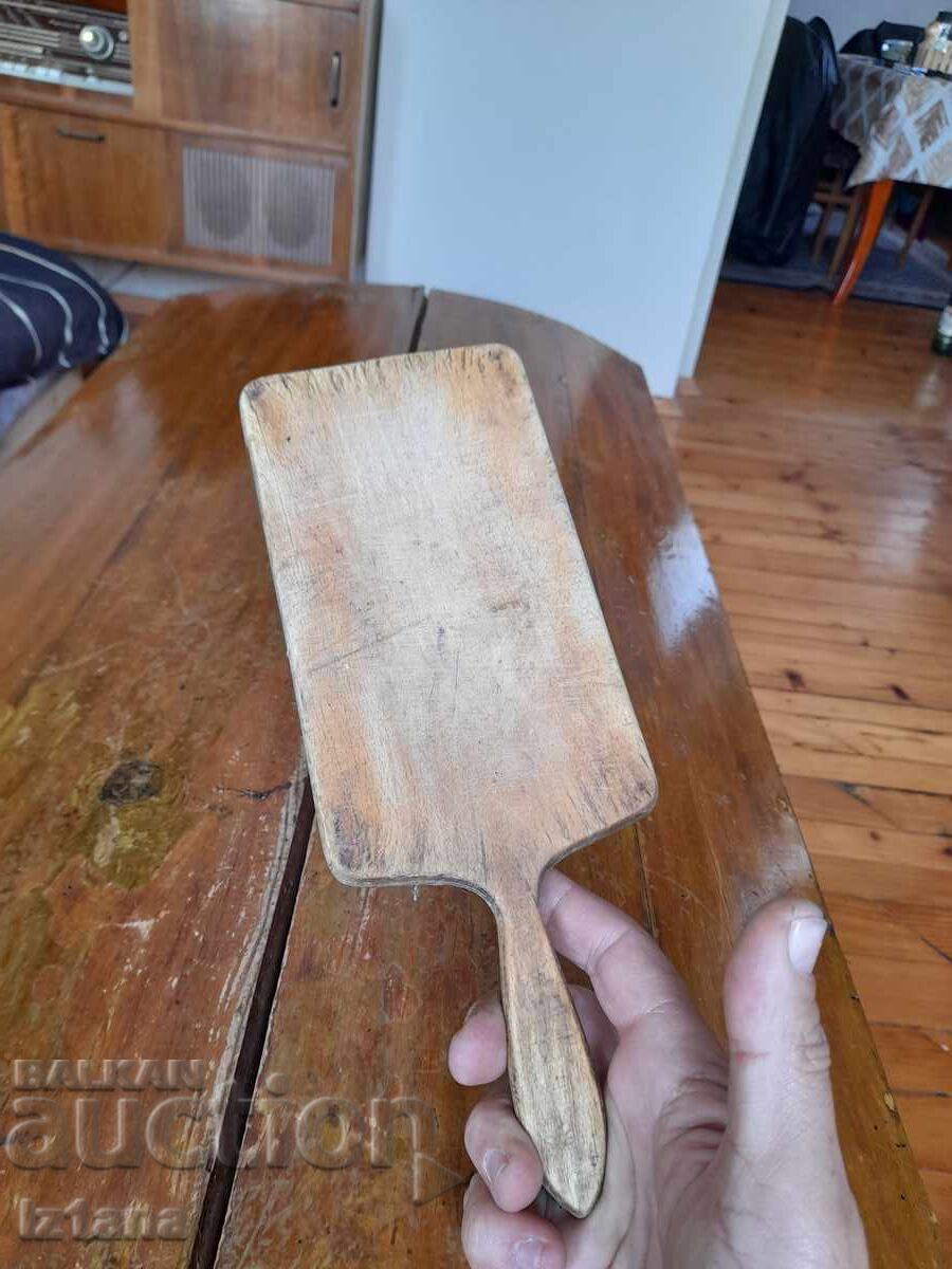 Παλιά σανίδα κοπής με τιμή 8.00 BGN | € 4.09
