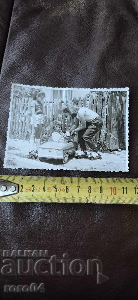 Παράδοση ΜΟΣΚΒΙΤΣ - ΣΟΣ. ΛΑΜΑΡΙΝΕΝΑ ΚΟΛΑ - ΠΑΙΔΙΑ