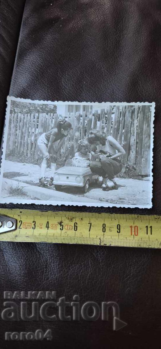 Παράδοση ΜΟΣΚΒΙΤΣ - ΣΟΣ. ΛΑΜΑΡΙΝΕΝΑ ΚΟΛΑ - ΠΑΙΔΙΑ