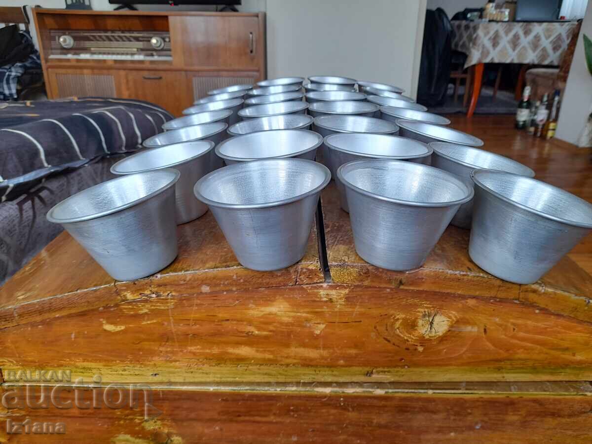 Δημοπρασία Παλιά μπολ κρέμα καραμέλας Δημοπρασία Παλιά μπολ κρέμα καραμέλας