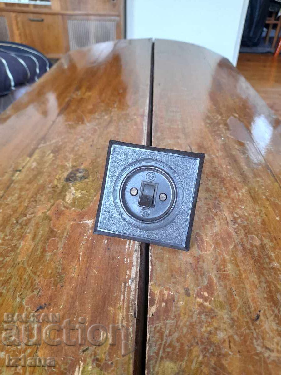 Παλιός ηλεκτρικός διακόπτης