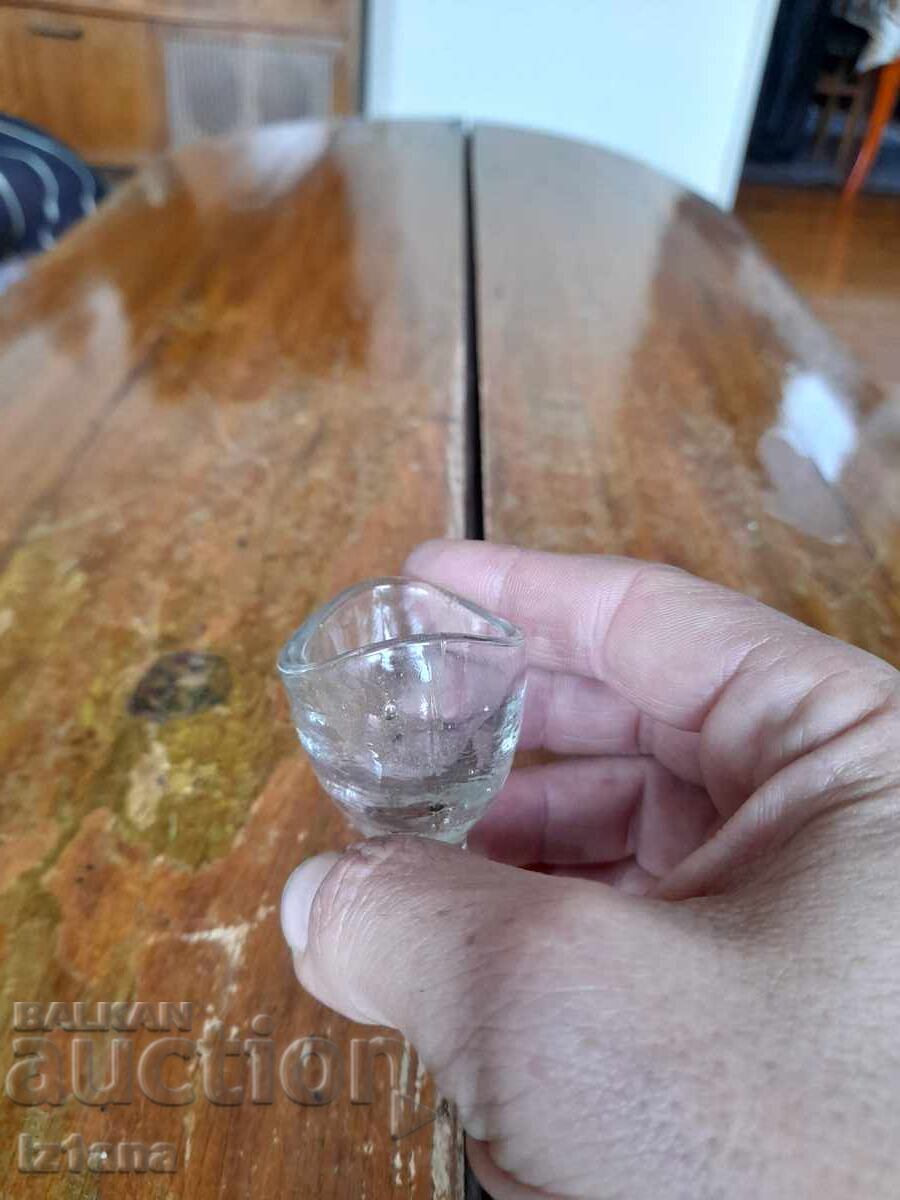 Παράδοση Παλιό φλιτζάνι για πλύσιμο ματιών