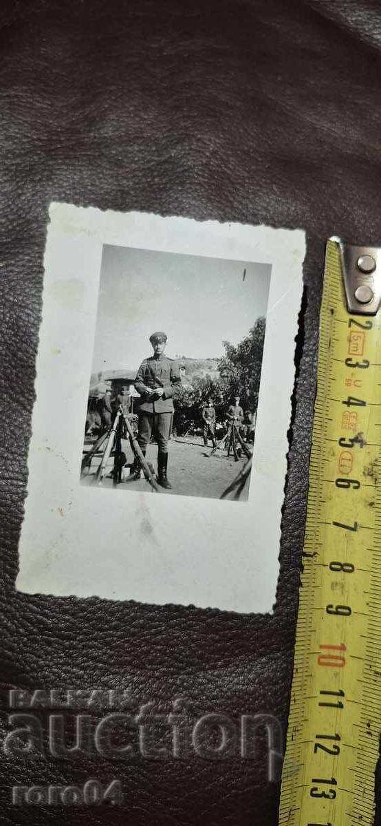 Delivery of OFFICER - GUNS - BIVOUAC - WW II Delivery of OFFICER - GUNS - BIVOUAC - WW II