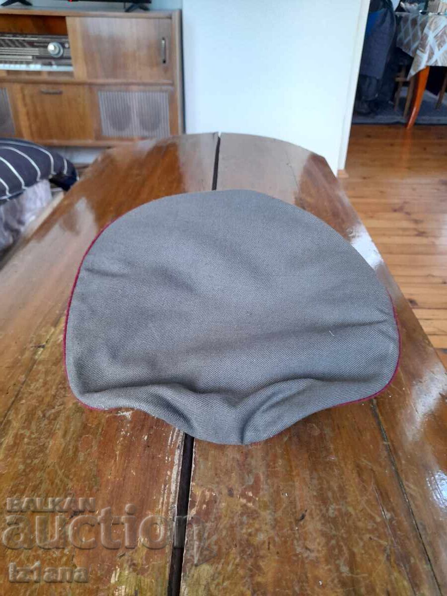 Аукцион Стара военна фуражка