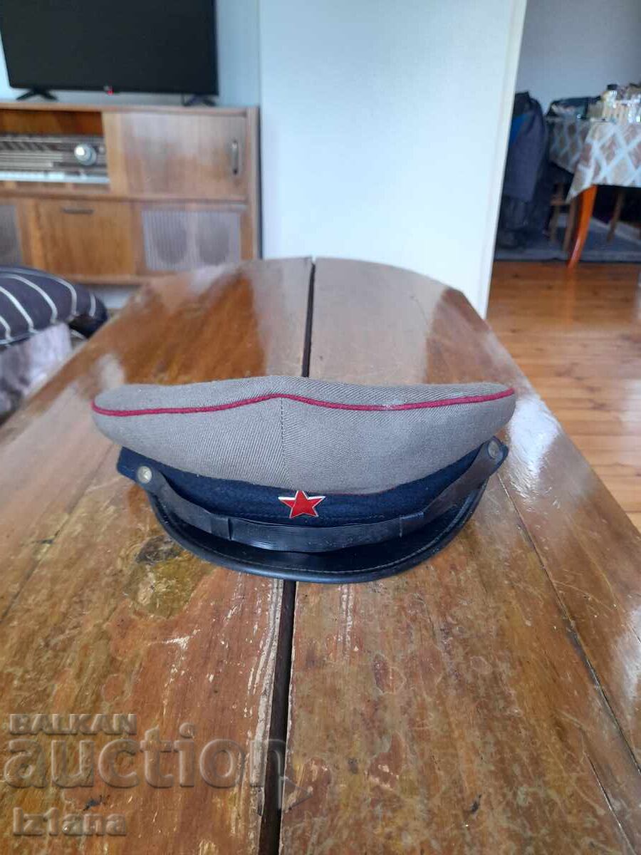 Стара военна фуражка