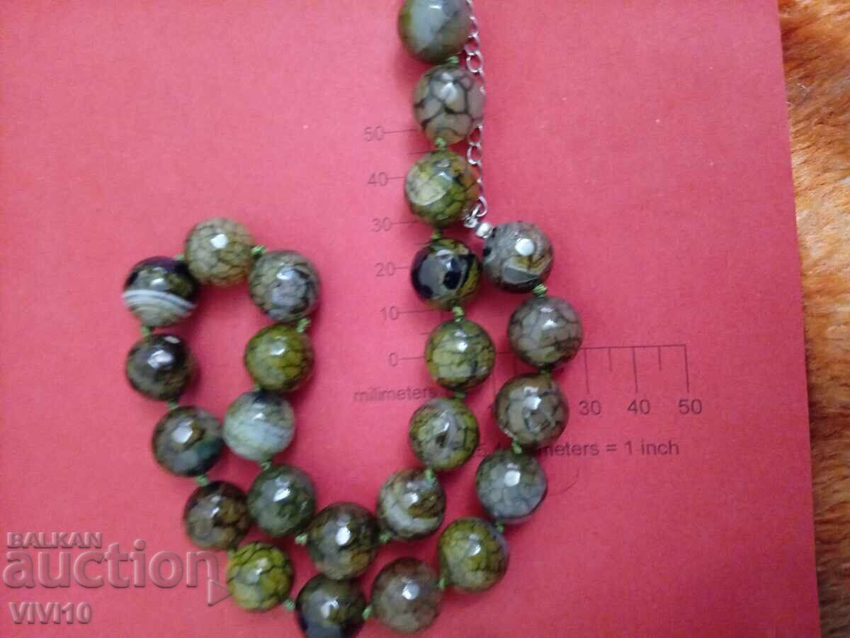 Старинно колие от естествени камъни, с цена 100.00 лв. | € 51.13