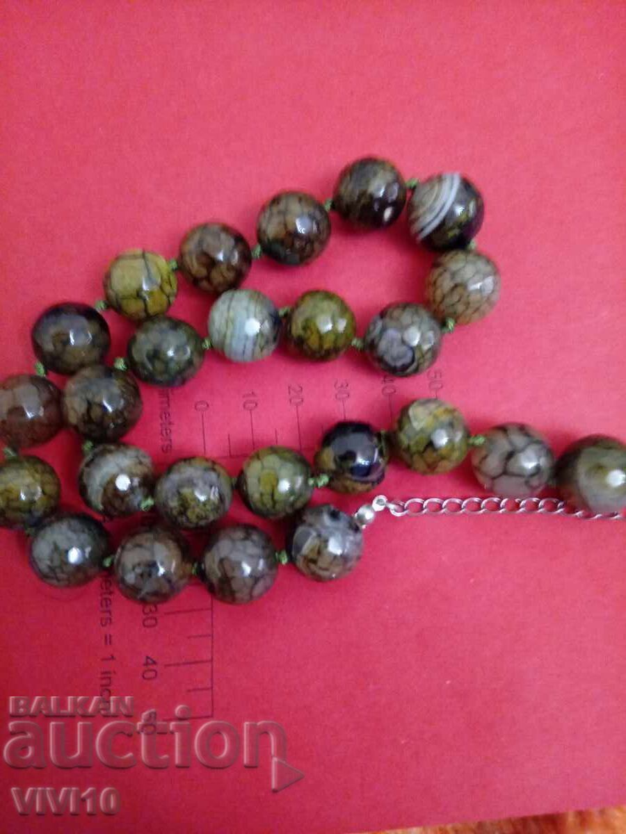 Старинно колие от естествени камъни,
