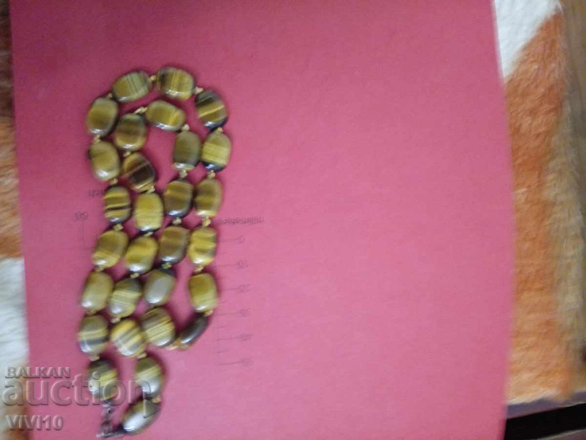 Colier vechi din pietre naturale cu preț € 30.00 | 58.68 BGN