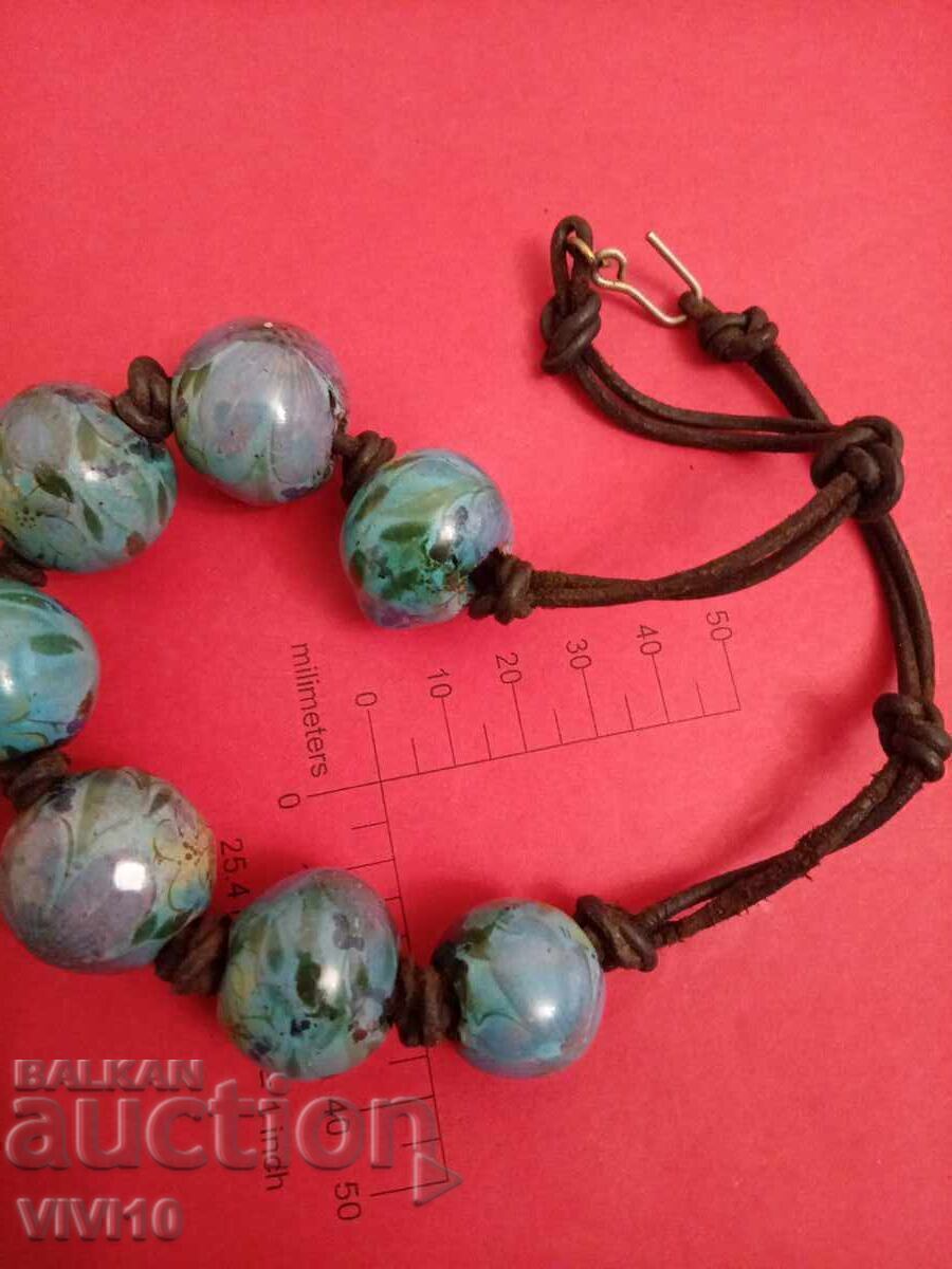 Colier antic din pietre naturale cu preț € 40.00 | 78.23 BGN