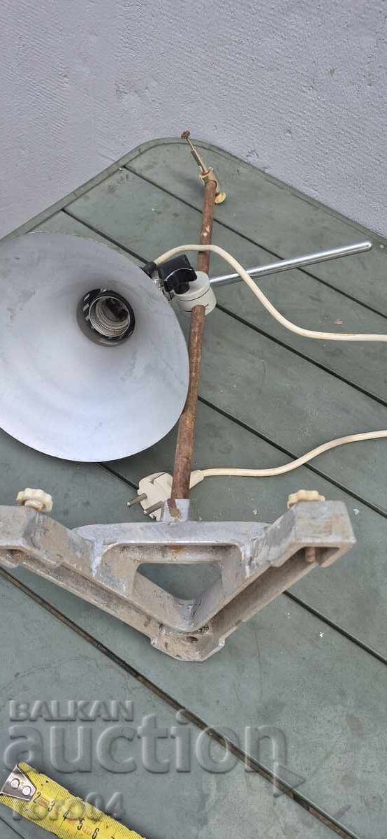 СТАРА СОЦ. НАСТОЛНА ЛАМПА - ИНДУСТРИАЛНА - 6