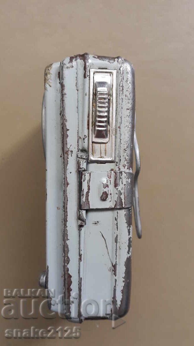 Παλιό φακός κεφαλής με τιμή 10.00 BGN | € 5.11