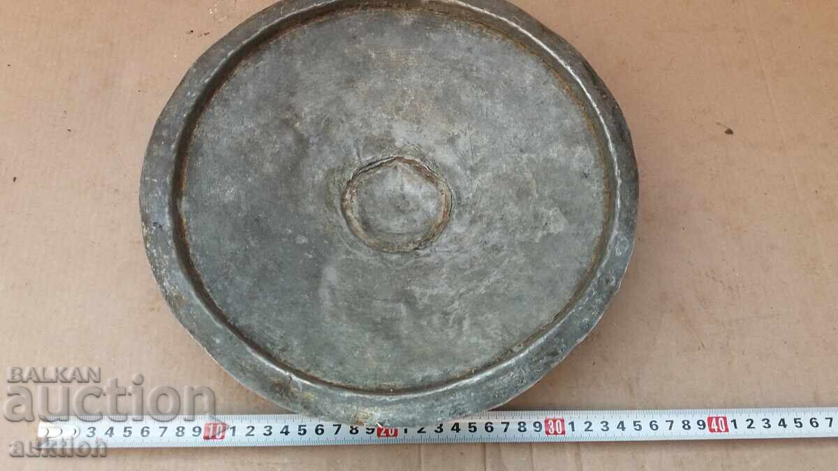 Σφυρήλατο χάλκινο αναγεννησιακό κύπελλο, πιάτο, σαχνί με τιμή 12.99 BGN | € 6.64