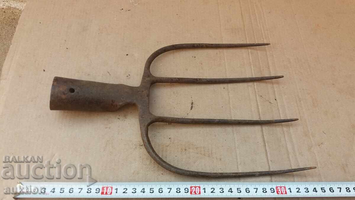 OLD SMALL SOLID VILLA