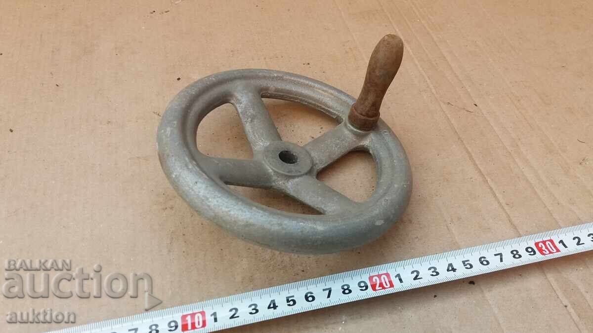 Auction MASSIVE ALUMINUM WHEEL FROM A MACHINE Auction MASSIVE ALUMINUM WHEEL FROM A MACHINE