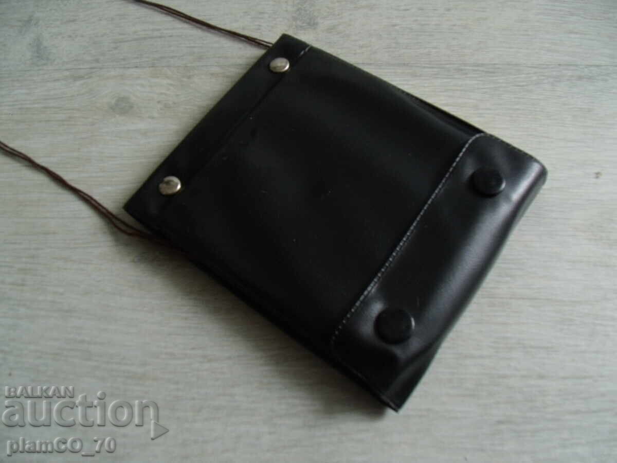 Livrarea №*8001 lupă veche Livrarea №*8001 lupă veche