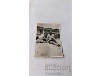 Photo Young man and young woman on the beach 1933