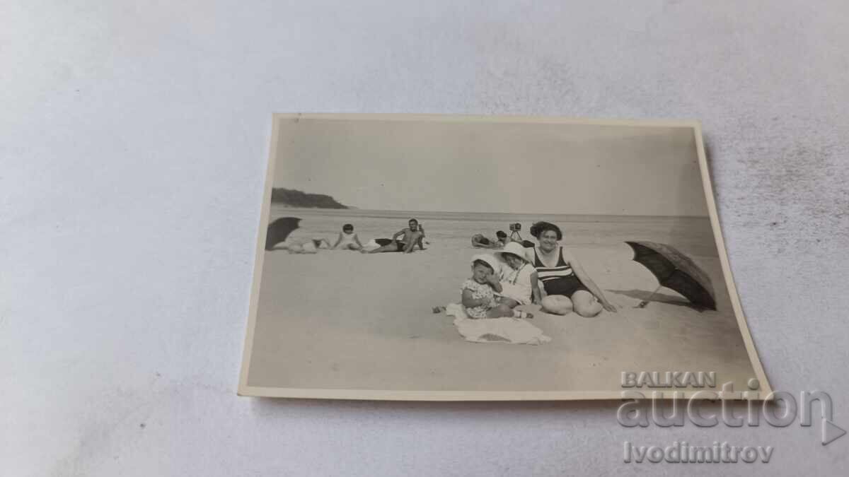 Photo Varna Woman and two children at Officer's Beach 1932