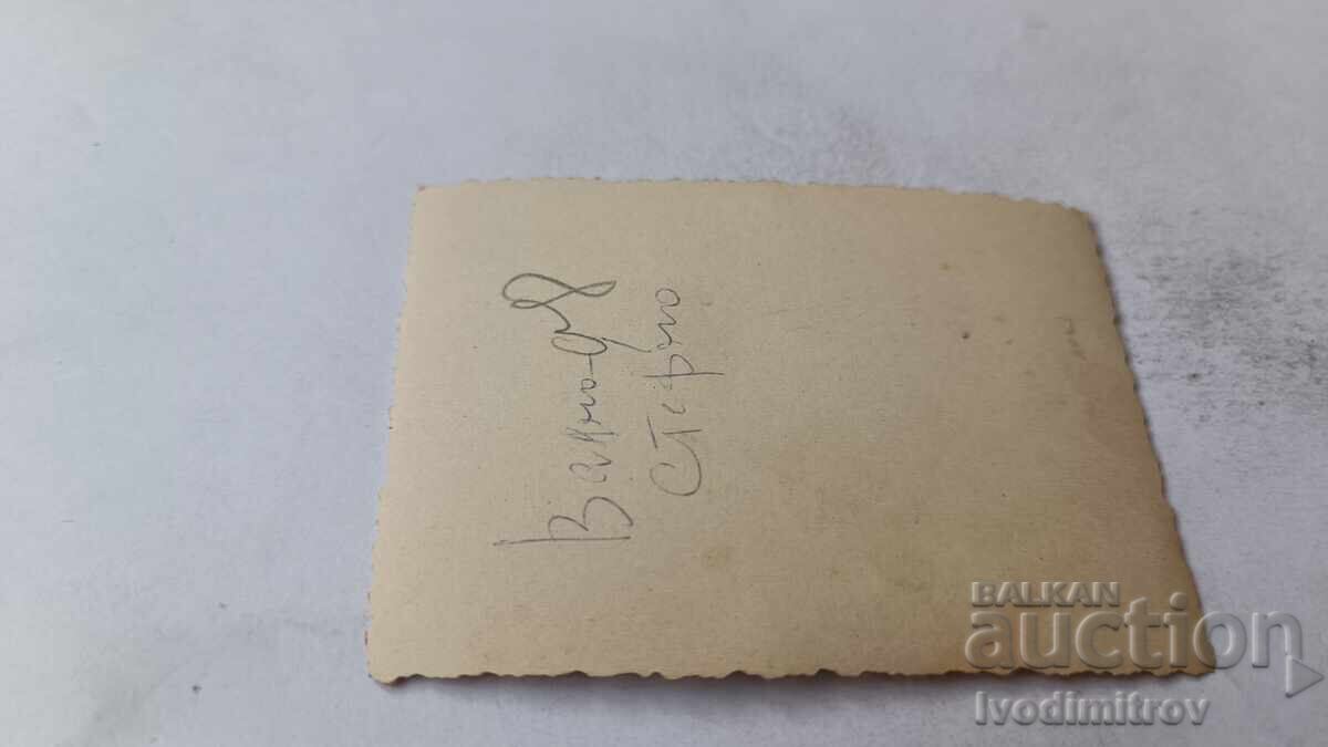 Φωτογραφία Βάρνα, Αγοράκι και Κοριτσάκι στην παραλία με τιμή 1.85 BGN | € 0.95 Φωτογραφία Βάρνα, Αγοράκι και Κοριτσάκι στην παραλία με τιμή 1.85 BGN | € 0.95