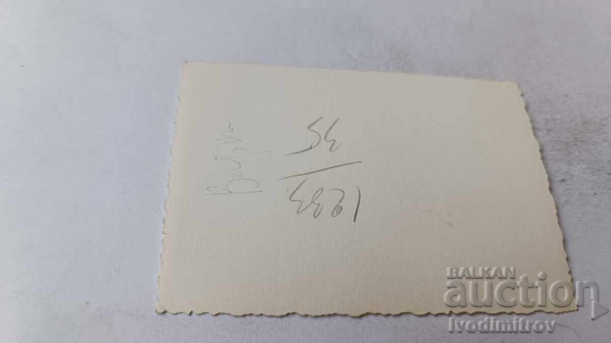 Φωτογραφία Βάρνα Νεαρό κορίτσι στην παραλία με τιμή 1.85 BGN | € 0.95 Φωτογραφία Βάρνα Νεαρό κορίτσι στην παραλία με τιμή 1.85 BGN | € 0.95