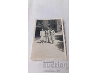 Снимка София Мъж и две жени