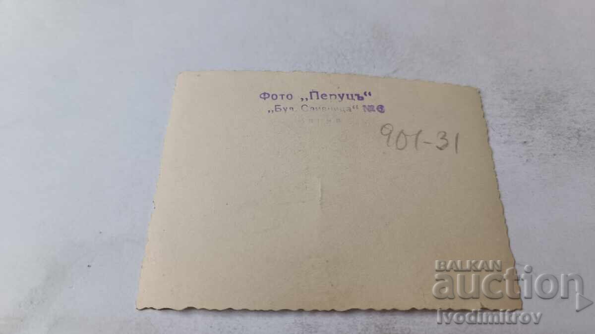 Φωτογραφία Βάρνα Άνδρας και γυναίκα σε μια βόλτα με τιμή 2.45 BGN | € 1.25 Φωτογραφία Βάρνα Άνδρας και γυναίκα σε μια βόλτα με τιμή 2.45 BGN | € 1.25