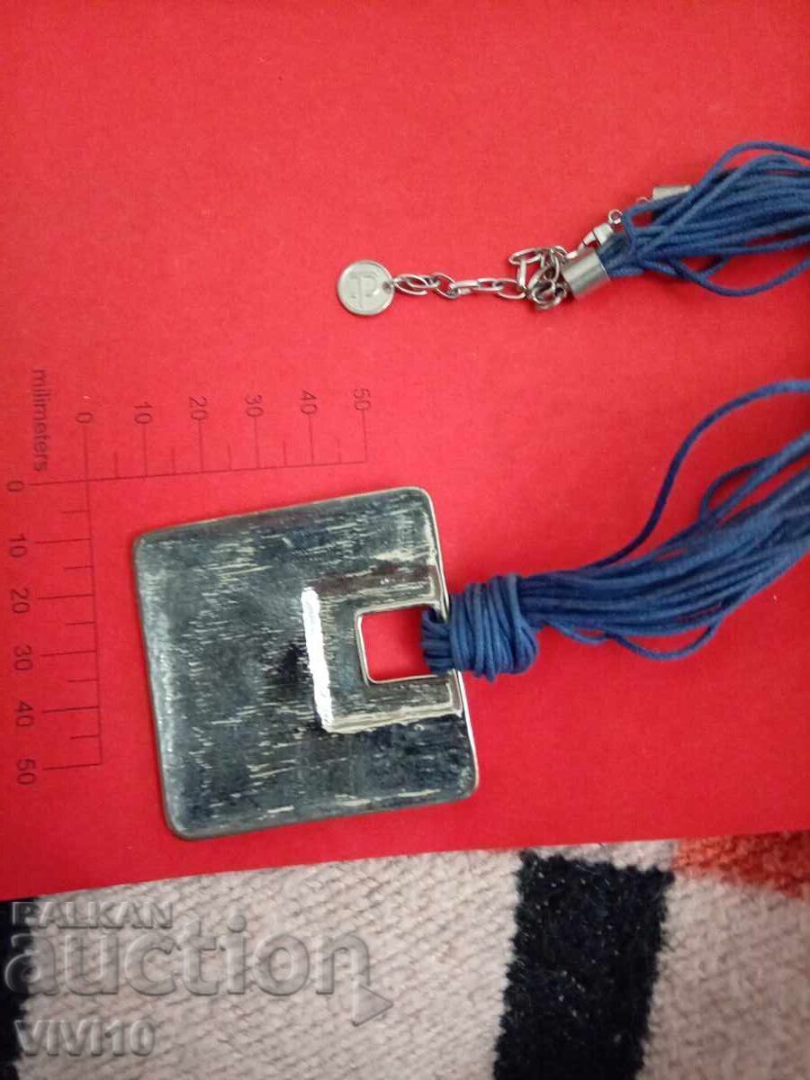 Auction Antique enamel necklace Auction Antique enamel necklace