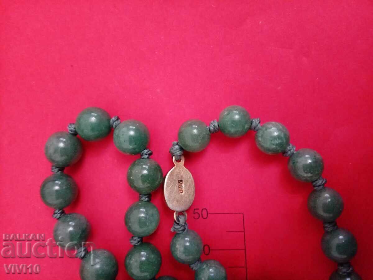 Auction Antique necklace made of natural stones Auction Antique necklace made of natural stones