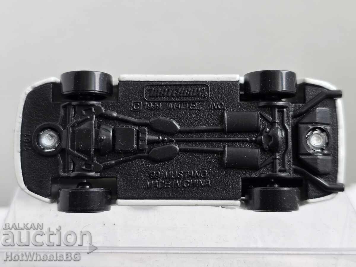 Matchbox NoMB 3 Ford Mustang 1999 god - 6 Matchbox NoMB 3 Ford Mustang 1999 god - 6