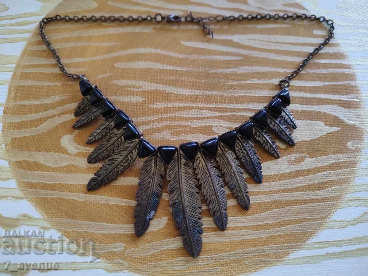 Auction Necklace, splendor and beauty, Art leaves 23.04.25 Auction Necklace, splendor and beauty, Art leaves 23.04.25