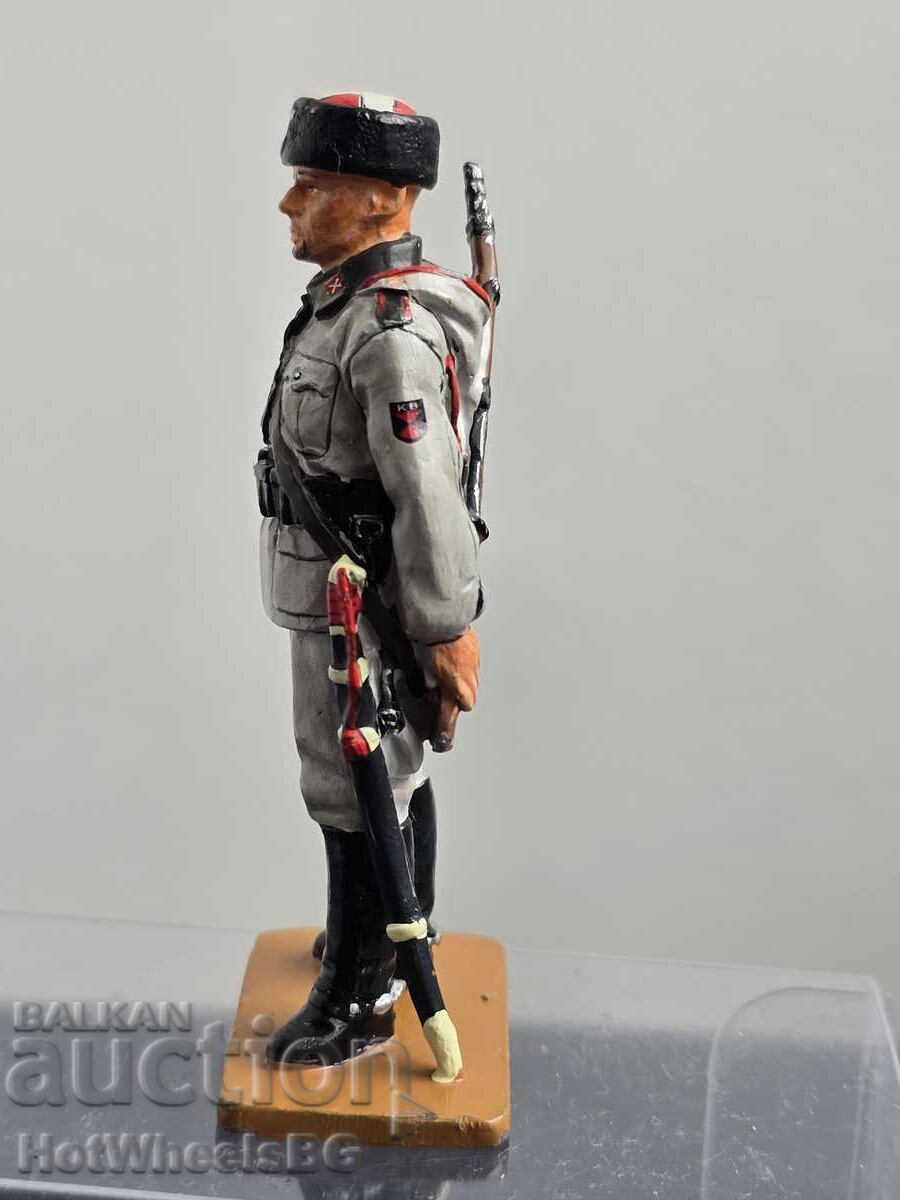 DEL PRADO - BĂRBAȚI ÎN RĂZBOI: Soldat Cazac Kuban Rusia - 1943 cu preț 7.99 BGN | € 4.09