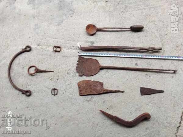Fiare vechi și unelte - antichități Fiare vechi și unelte - antichități