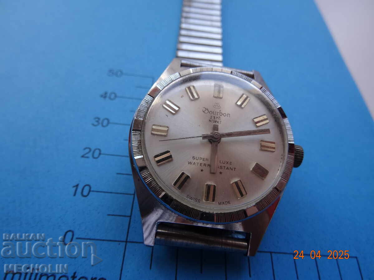 часовник ЧАСТИ  SWISS WATCH BOURBON с цена 25.00 лв. | € 12.78