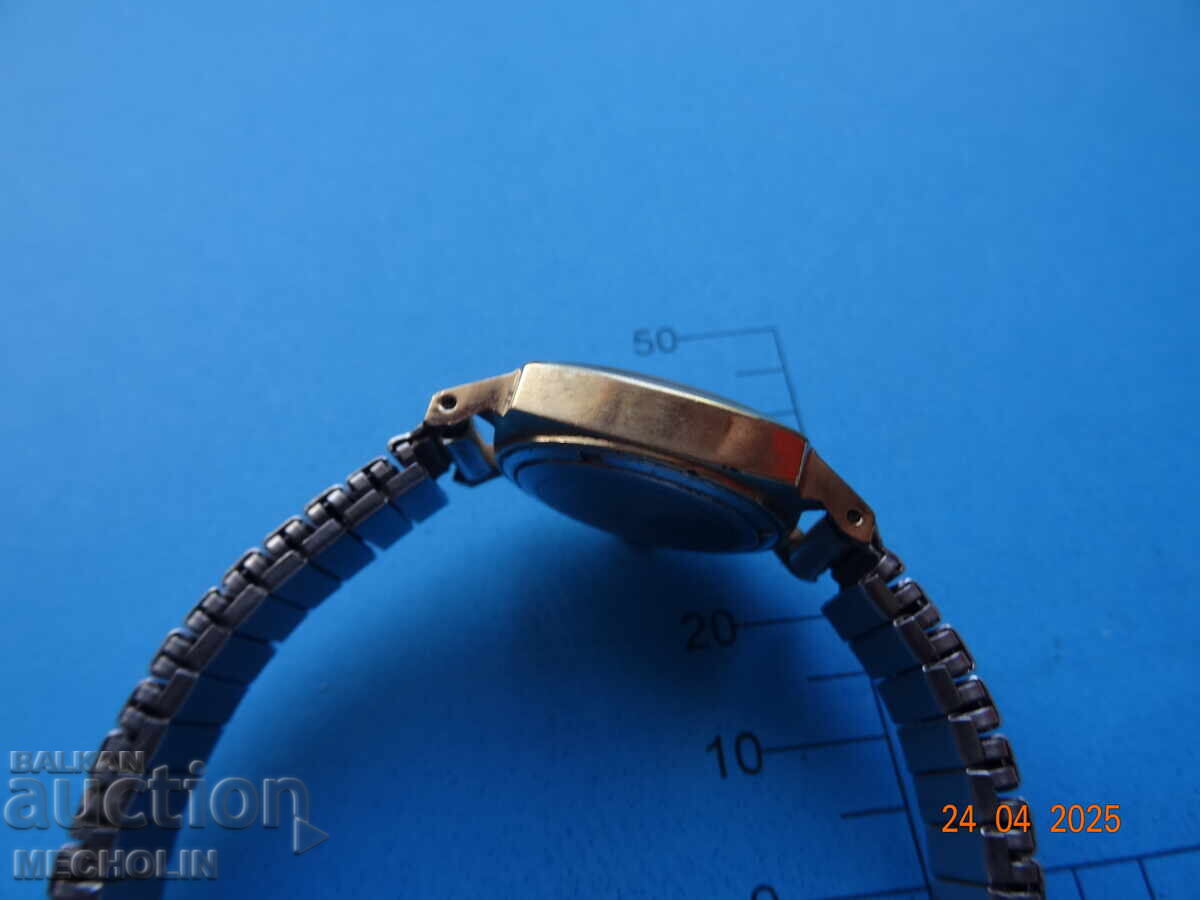 Συλλεκτικό Ρωσικό Ρολόι Slava με Επιχρύσωση με τιμή 25.00 BGN | € 12.78