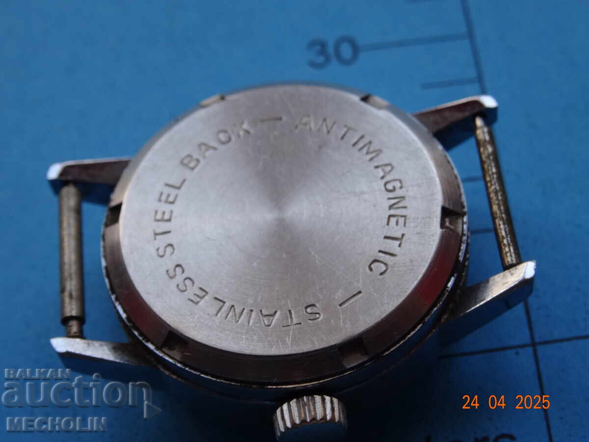 Доставка на КОЛЕКЦИОНЕРСКИ ШВЕЙЦАРСКИ ЧАСОВНИК STRATO Доставка на КОЛЕКЦИОНЕРСКИ ШВЕЙЦАРСКИ ЧАСОВНИК STRATO