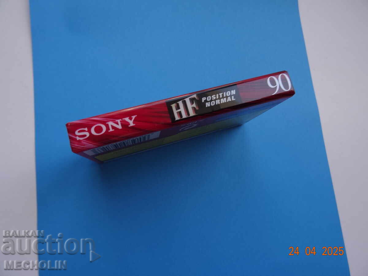 CUTIE COLECȚIONAR SONY cu preț 19.00 BGN | € 9.71 CUTIE COLECȚIONAR SONY cu preț 19.00 BGN | € 9.71