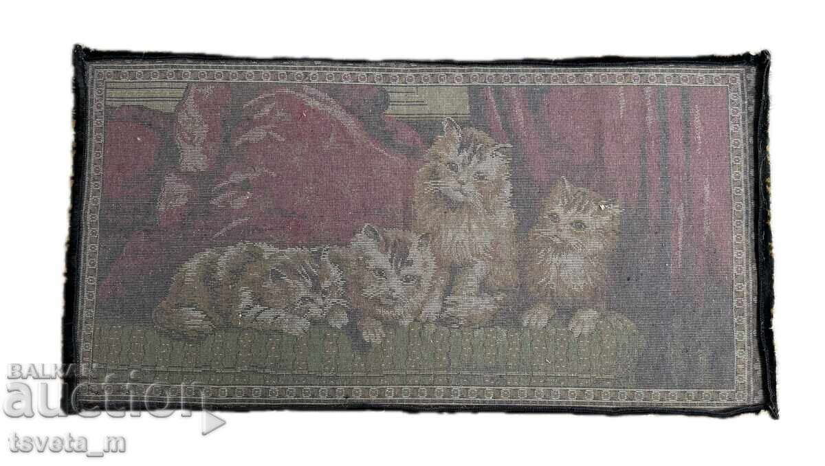 Antique wall rug with price 10.00 BGN | € 5.11