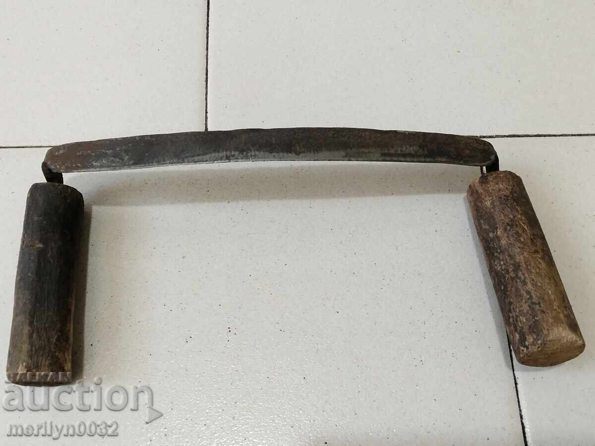 Стар кован рукан инструмент ковано желязо ренде дървения с цена 39.00 лв. | € 19.94