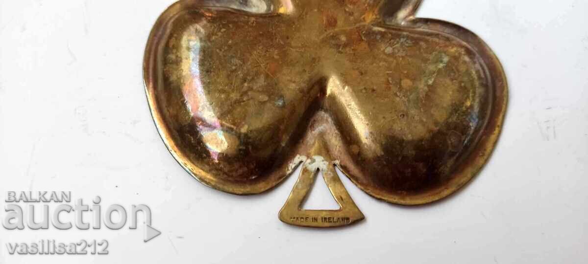 Δημοπρασία Χάλκινο τριφύλλι Δημοπρασία Χάλκινο τριφύλλι