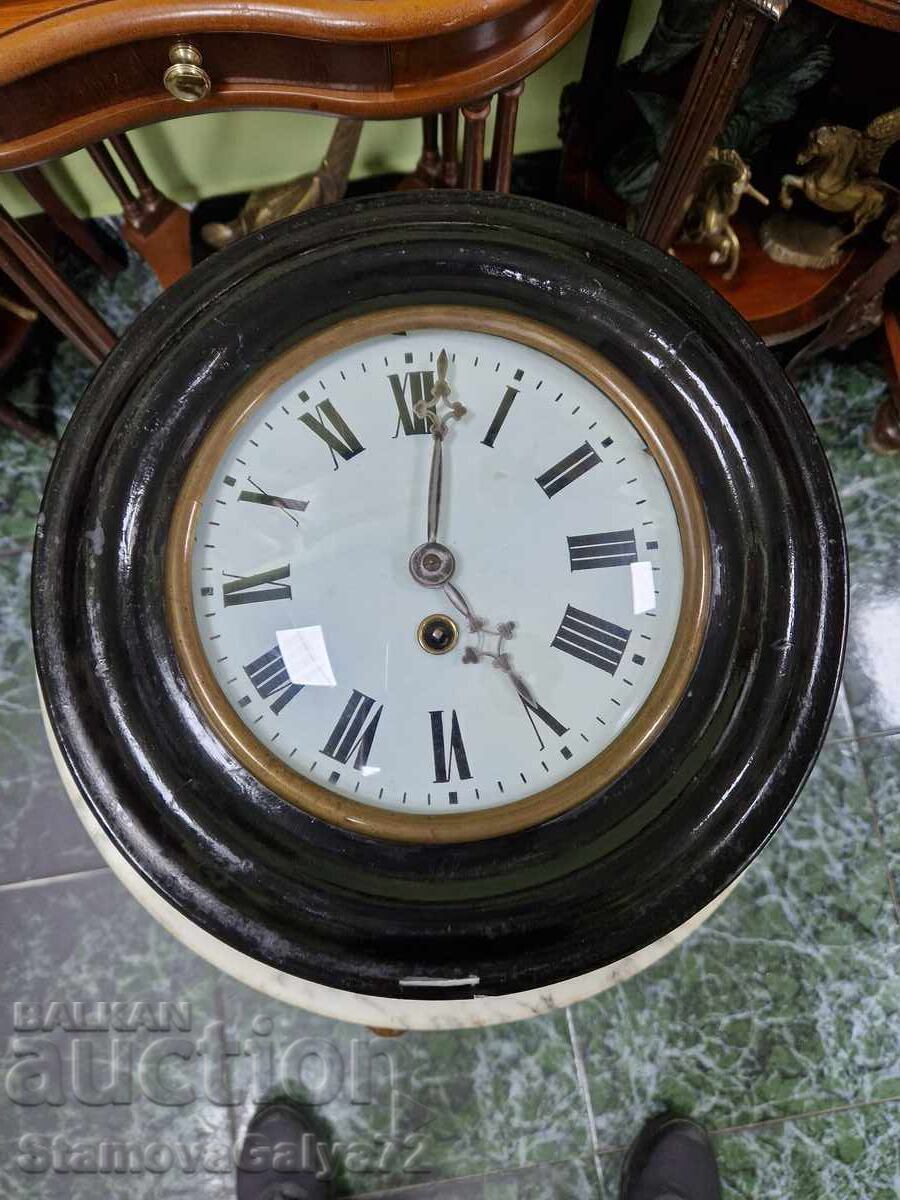 Antique collectible French wall clock with price € 124.76 | 244.01 BGN Antique collectible French wall clock with price € 124.76 | 244.01 BGN