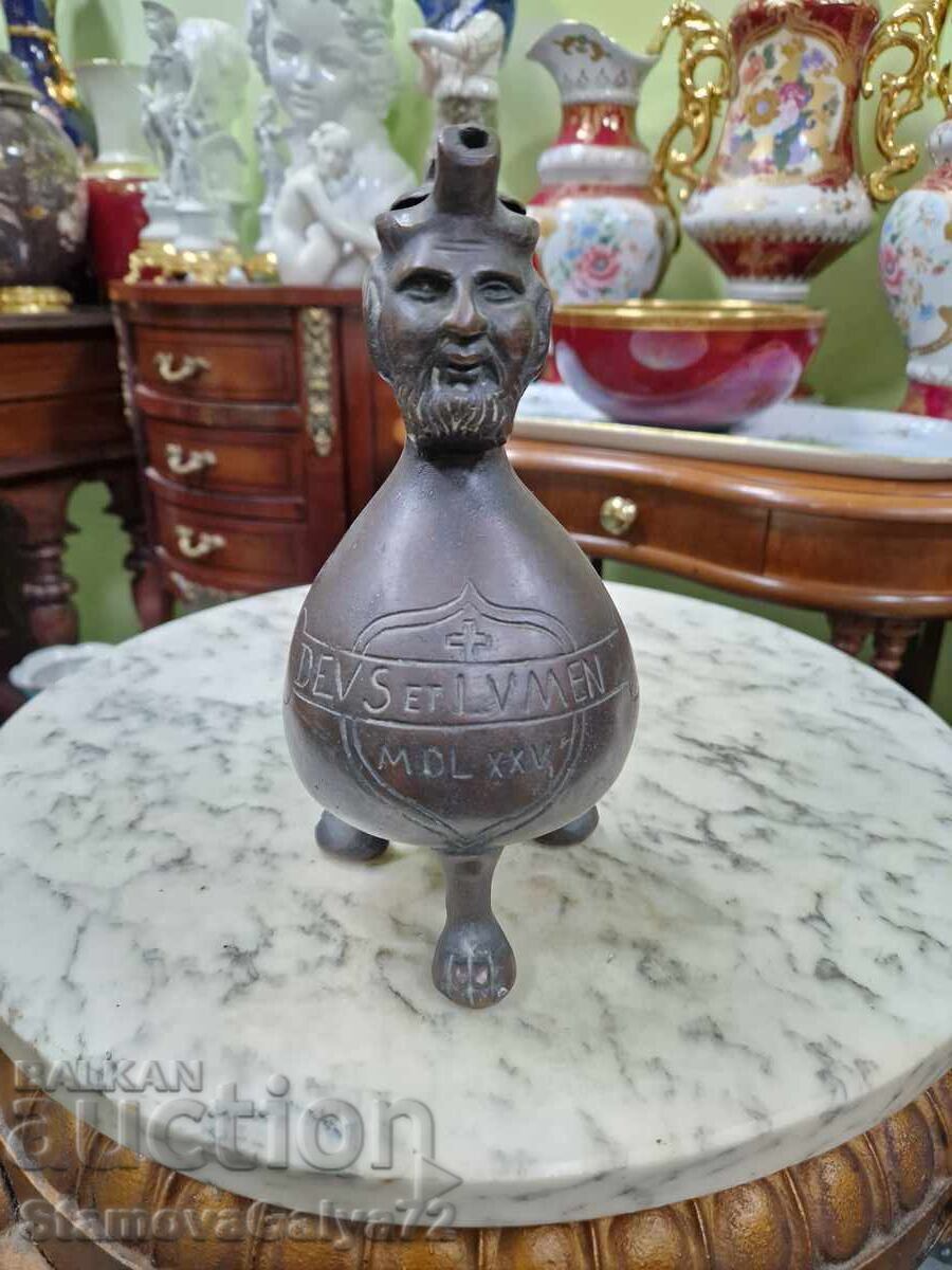 Рядък антикварен бронзов съд от 19 век