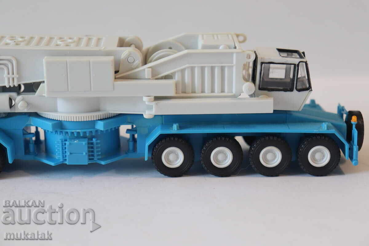 Auction  KUBRI 1:87 H0 Crane Truck TIR Model
