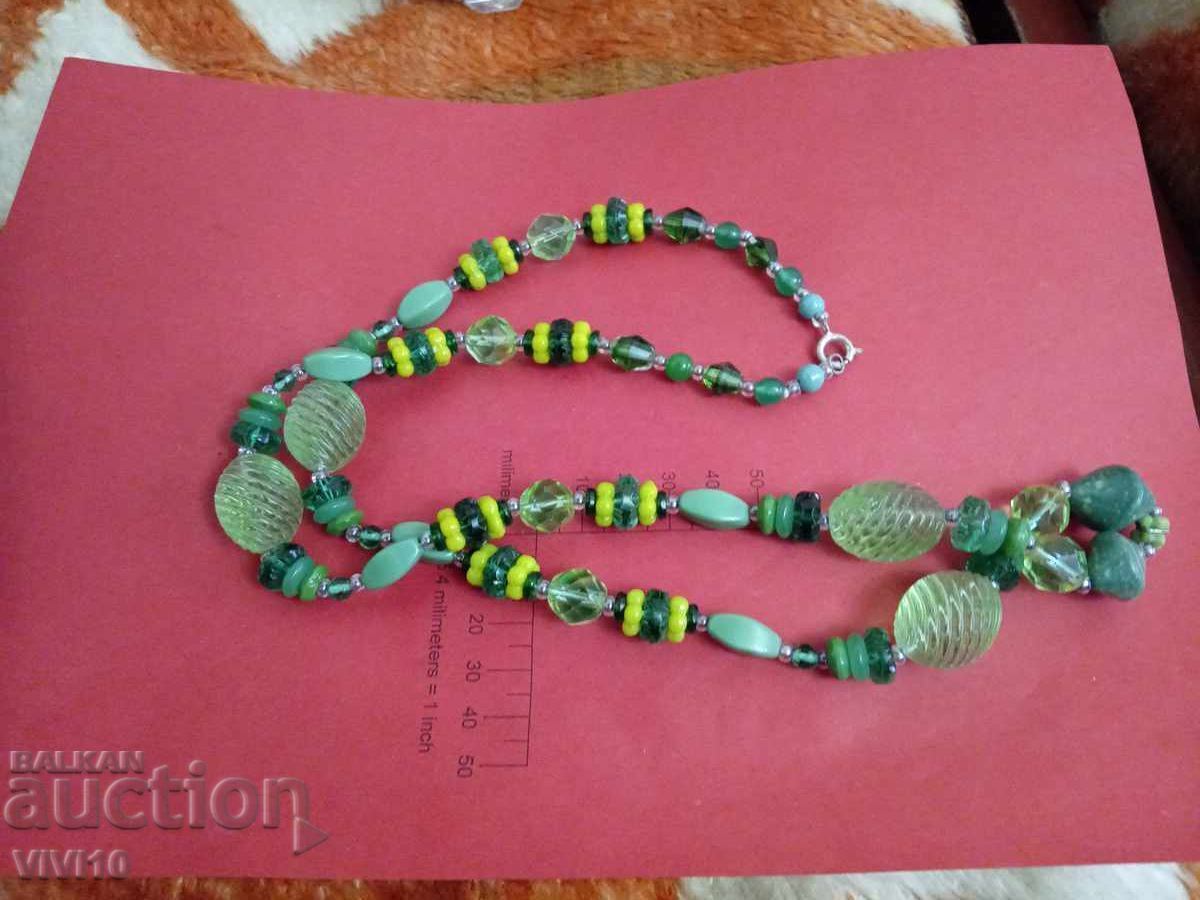 Αρχαίο κολιέ τύπου Murano με τιμή 50.00 BGN | € 25.56