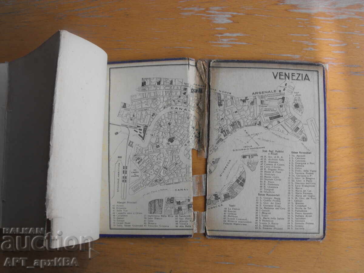 Souvenir of Venice. Photo album of 64 black and white photos - 5