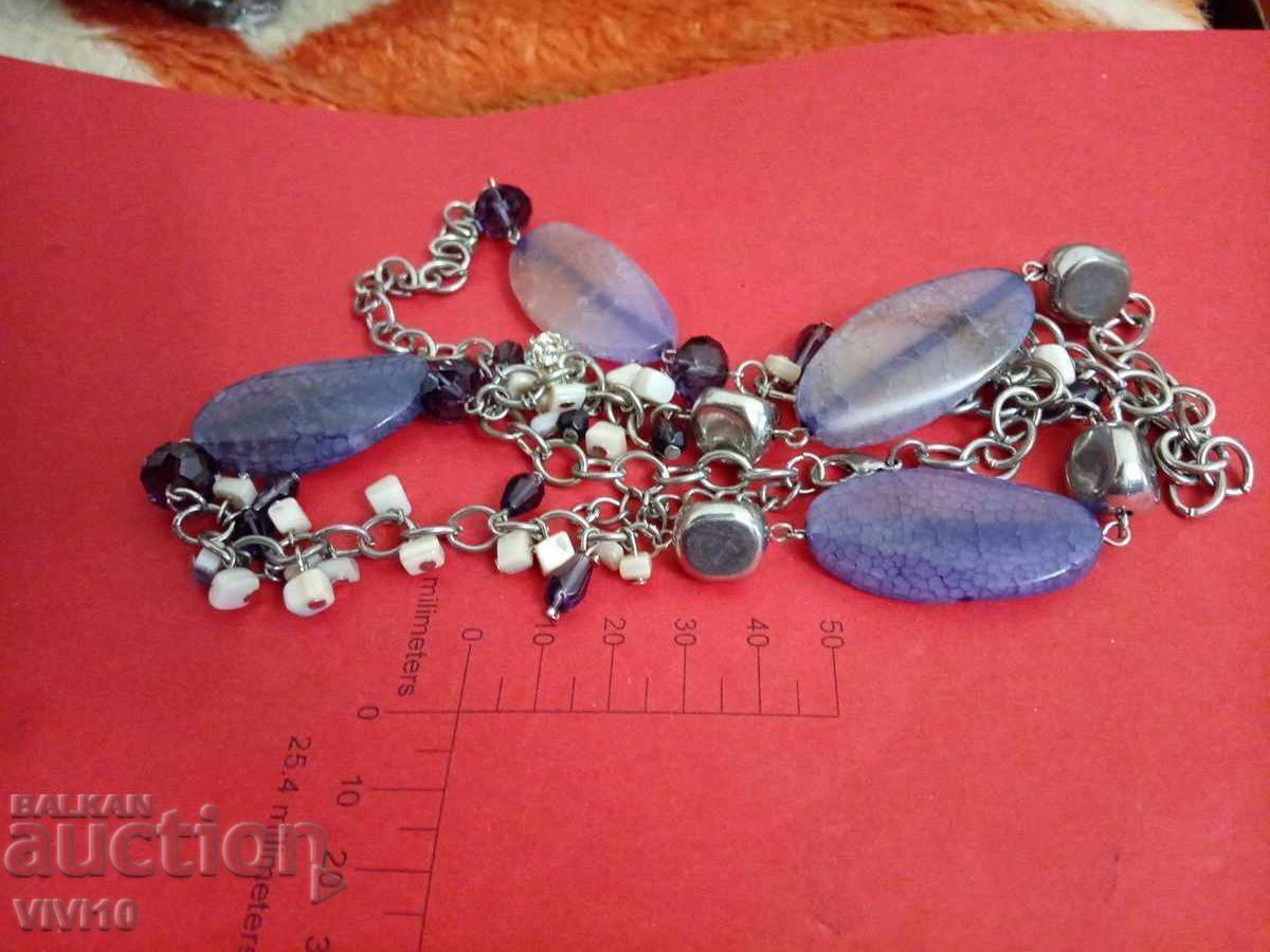 Colier vechi cu pietre naturale, ametist cu preț 50.00 BGN | € 25.56 Colier vechi cu pietre naturale, ametist cu preț 50.00 BGN | € 25.56