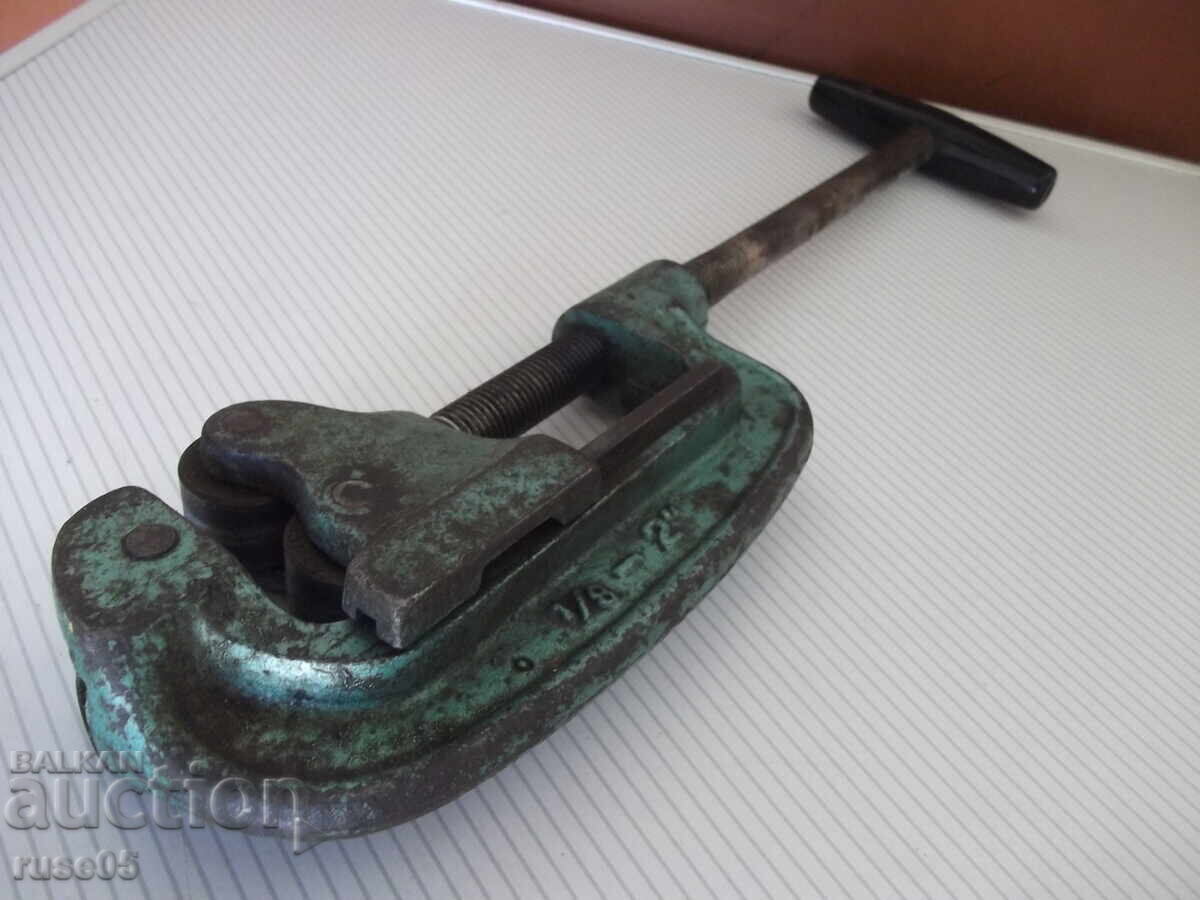 Tăietor de țeavă *1/8 - 2"* cu preț 100.00 BGN | € 51.13
