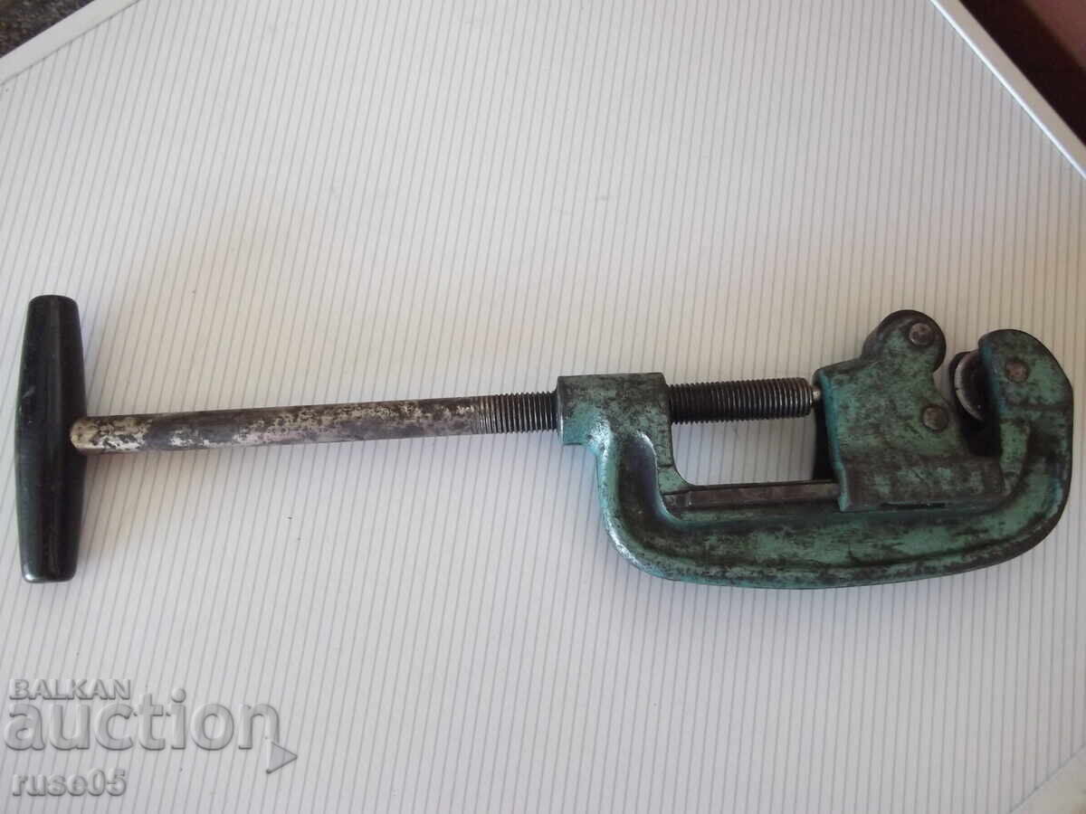 Licitație Tăietor de țeavă *1/8 - 2"*