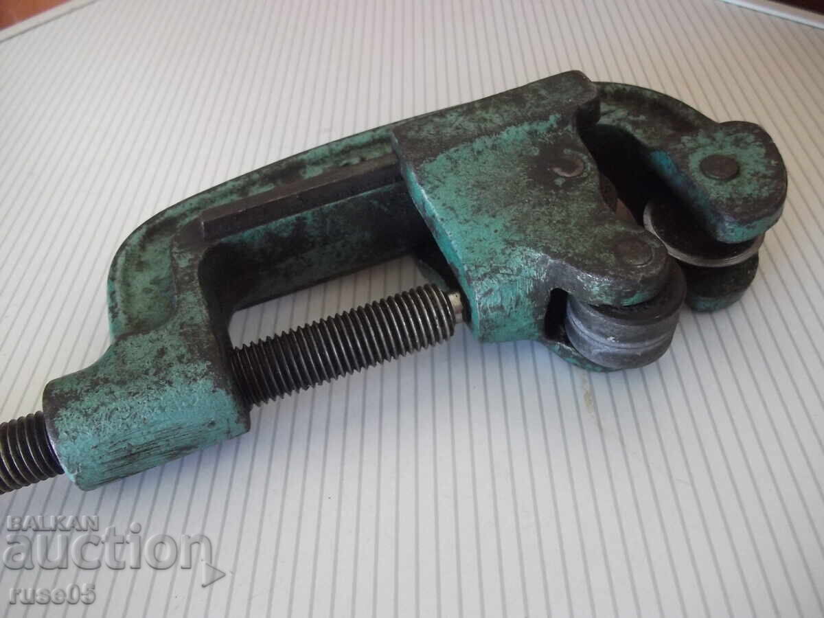 Tăietor de țeavă *1/8 - 2"* - 6