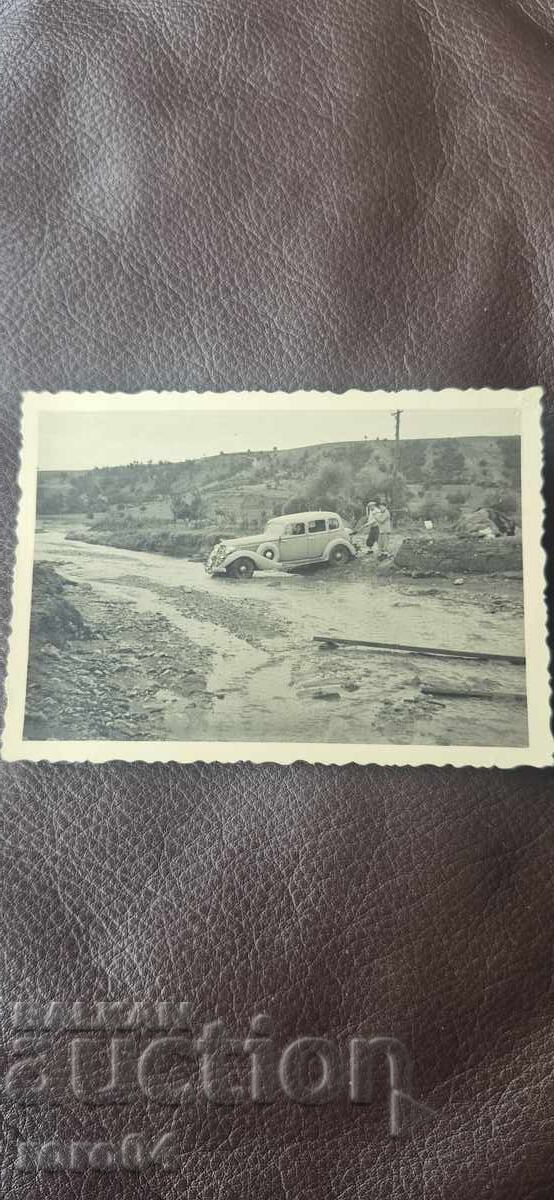 KOCHERINOVO - RETRO CAR - WW II